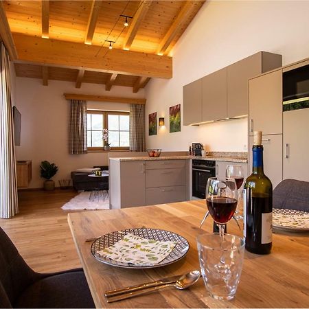 Hof Zenzern Apartment Kitzbuhel Bagian luar foto