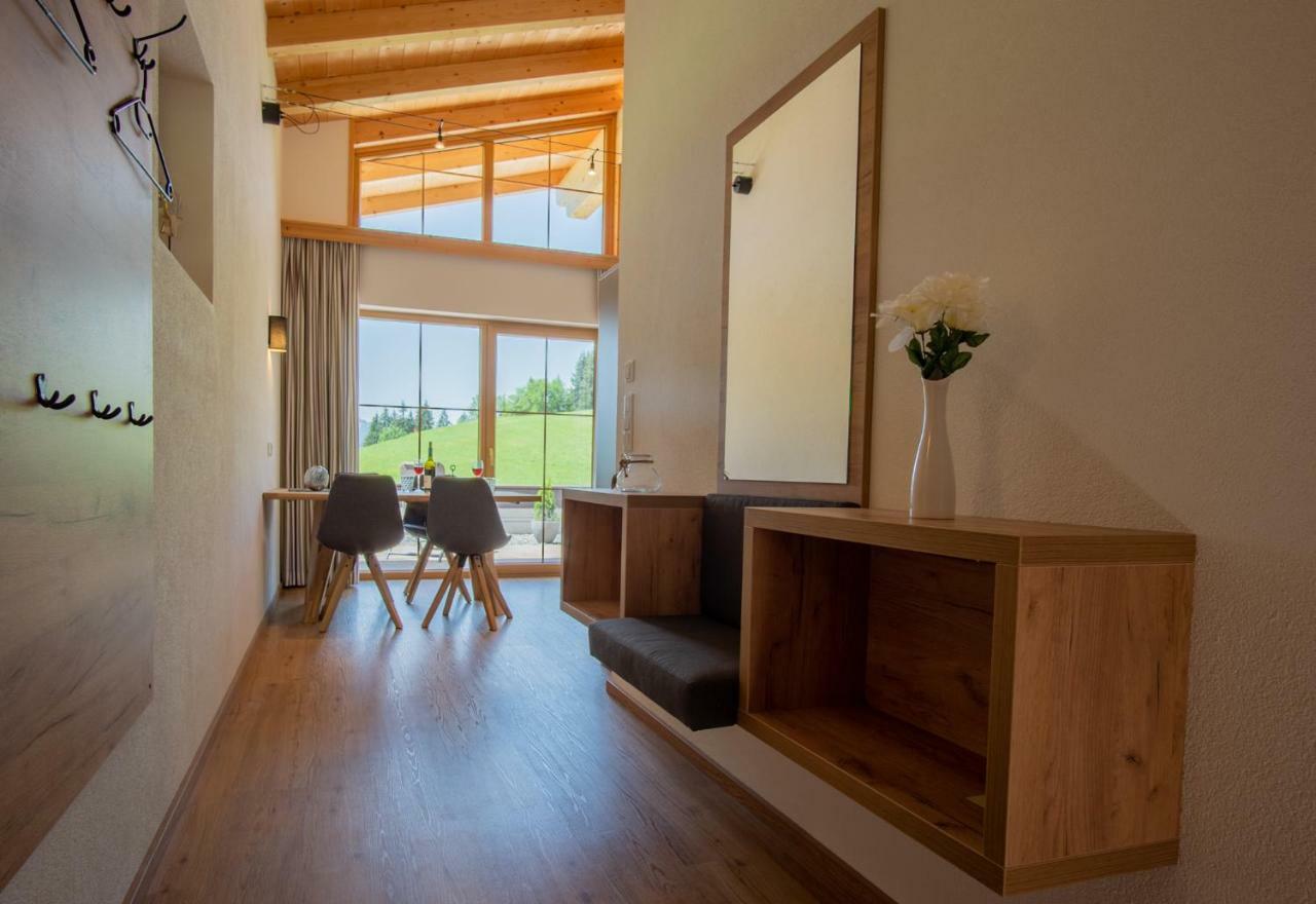 Hof Zenzern Apartment Kitzbuhel Bagian luar foto