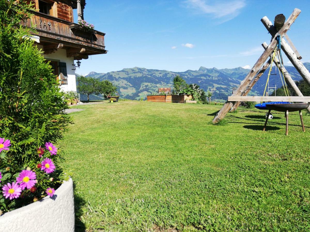 Hof Zenzern Apartment Kitzbuhel Bagian luar foto